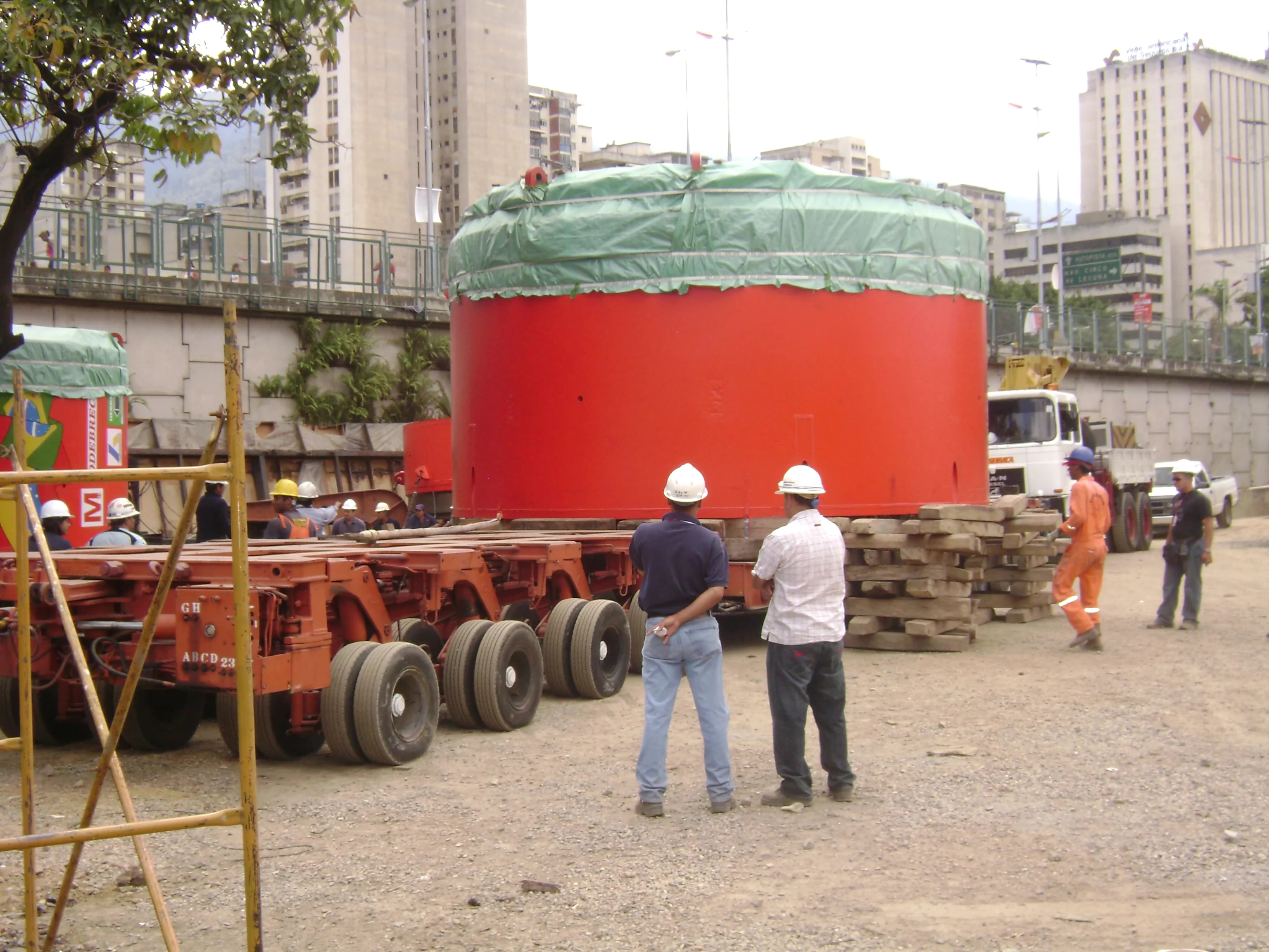 Movilización de TOPAS para el sistema Metro de Caracas
