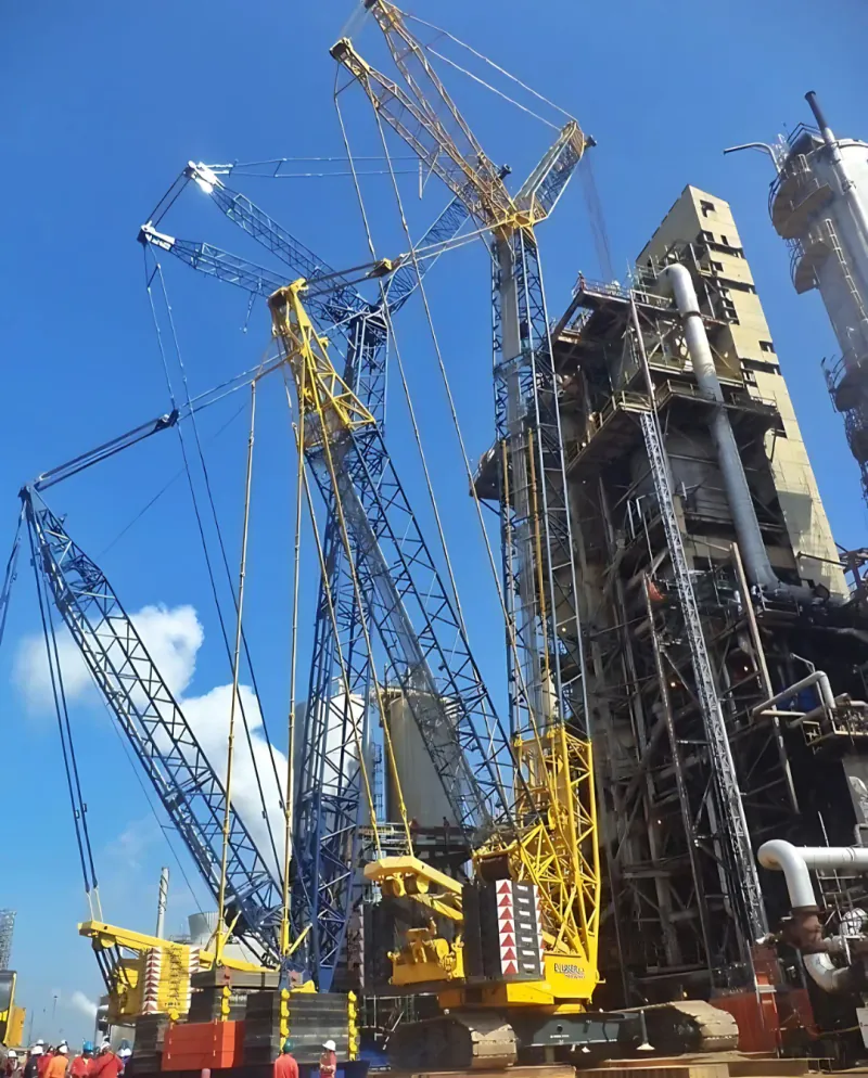 Operación con dos grúas de 600 toneladas